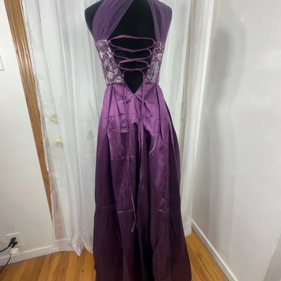 Eggplant Purple One-Shoulder Prom Dress - Picture 8 of 10